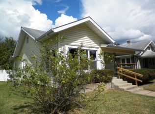 906 W 10th St, Marion, IN 46953