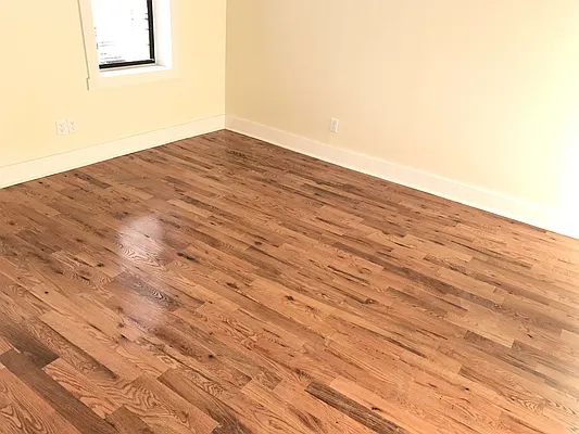 Rented by Zuz Realty | media 22