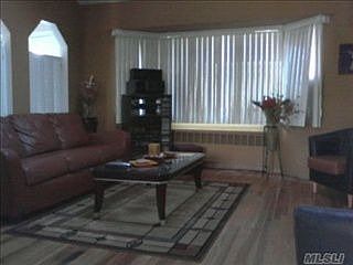 3rd image of 14 Bluebell Ln
