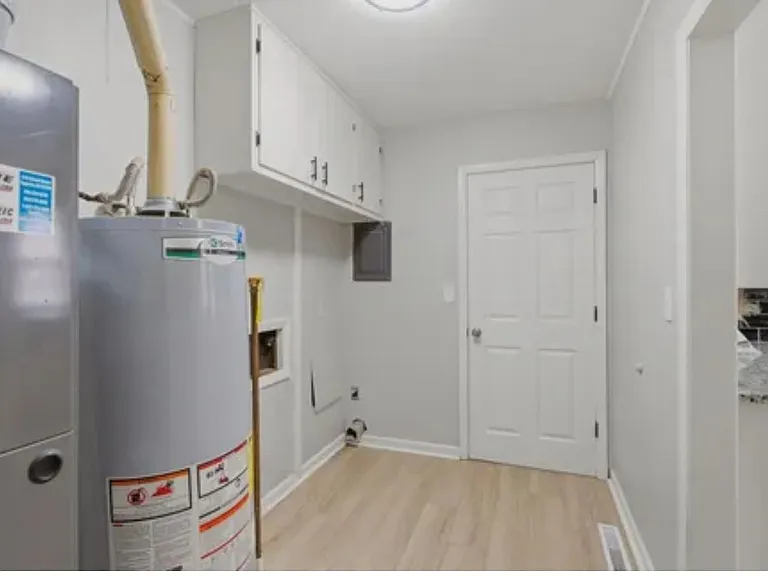 1233 Money St — Photo 21