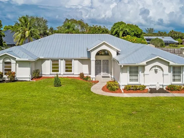 3041 SE Dalhart Road, Port St Lucie, FL 34952