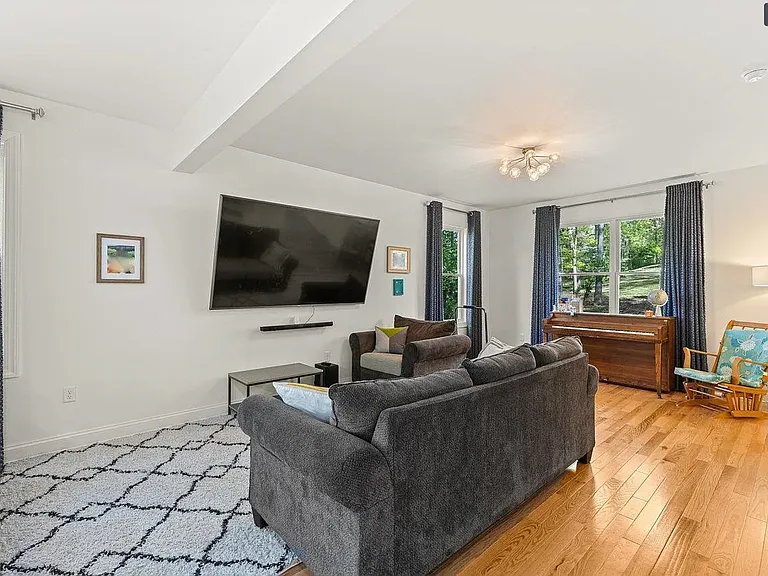 1176C Nelson Dr — Photo 4