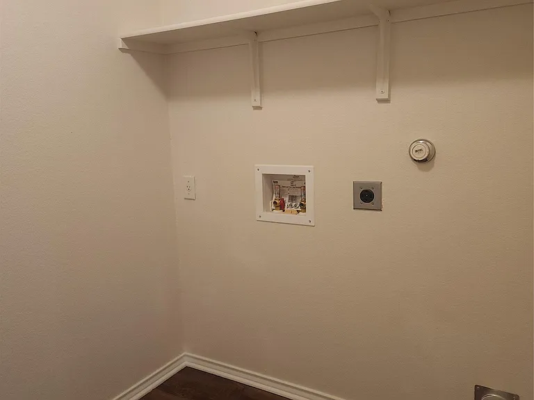 160 Rummel Dr — Photo 12
