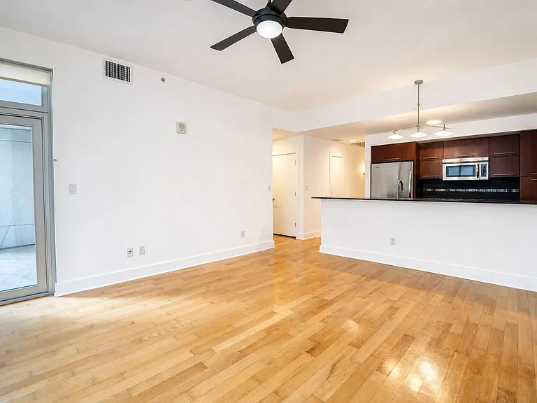603 Davis St #1207 — Photo 18
