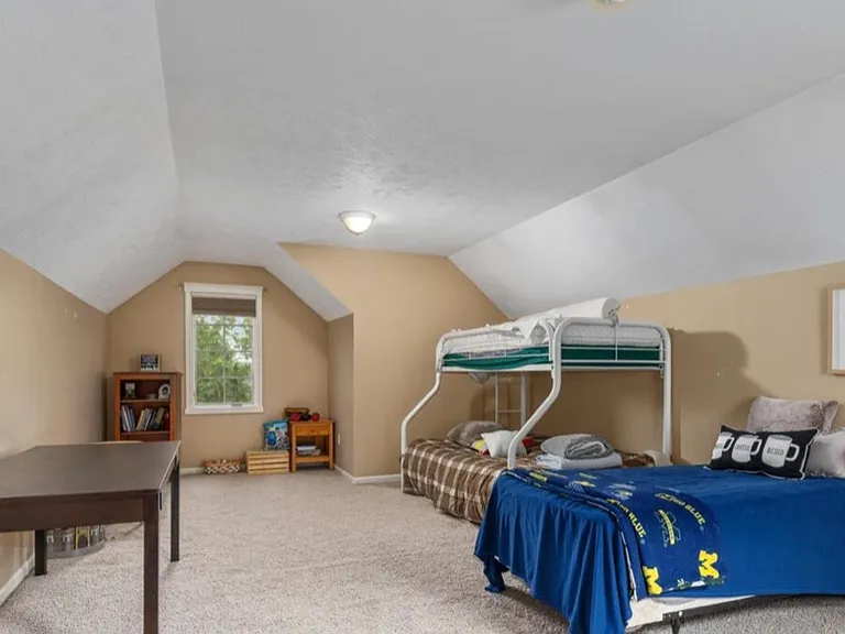 61 Greystone Ct NE — Photo 5