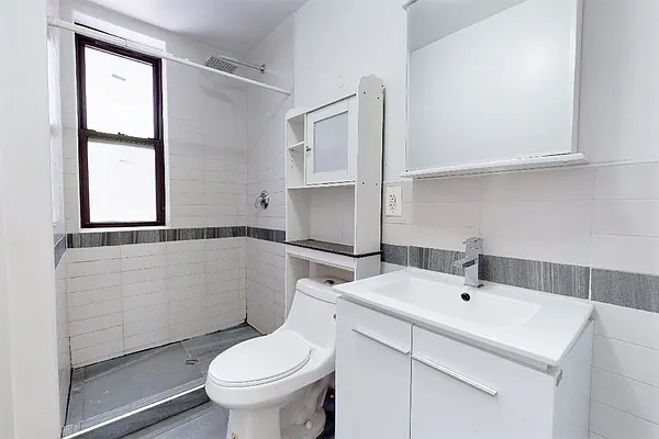 Rented by 346 Realty Group LLC | media 18