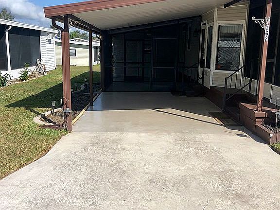3rd image of 262 Belle Wood Ct
