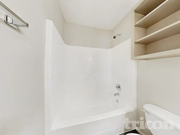3239 Dartmouth Field Ln — Photo 12