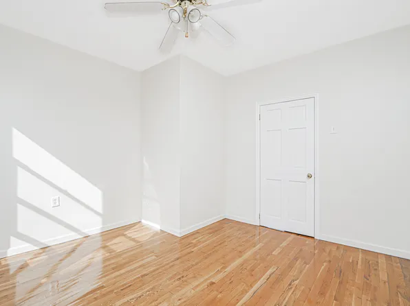 599 18th Street image 34 of 44