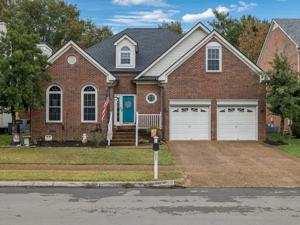 2002 Glastonbury Dr, Franklin, TN 37069