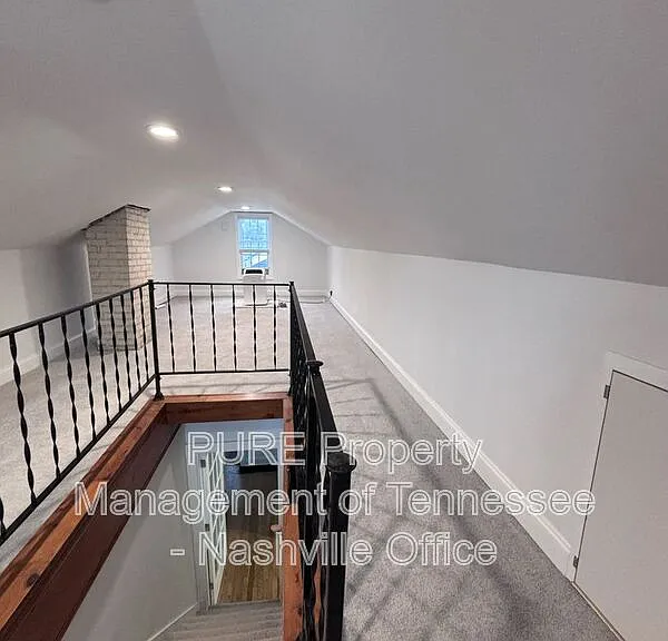 3715 Hilltop Ln — Photo 1