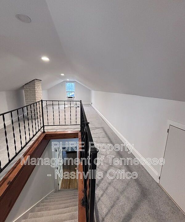 1st image of 3715 Hilltop Ln
