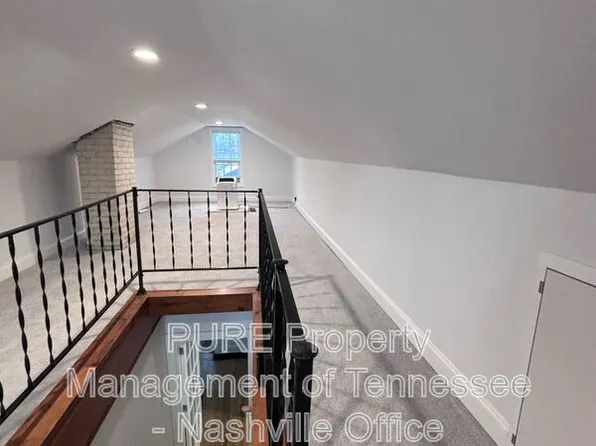 3715 Hilltop Ln, Nashville, TN 37216