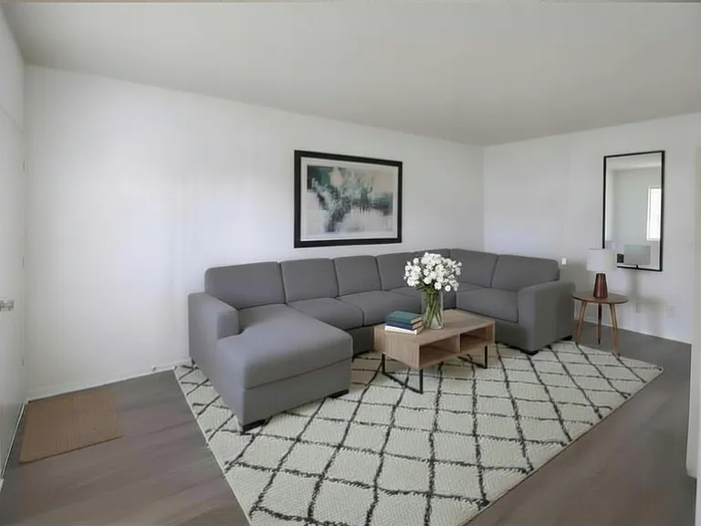 3121 E Gleason Ave #5 — Photo 3