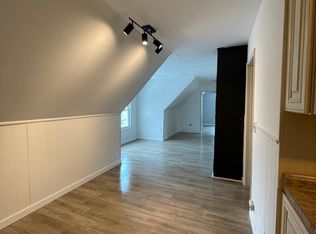 87 Harborview Ave FLOOR 3, Bridgeport, CT 06605