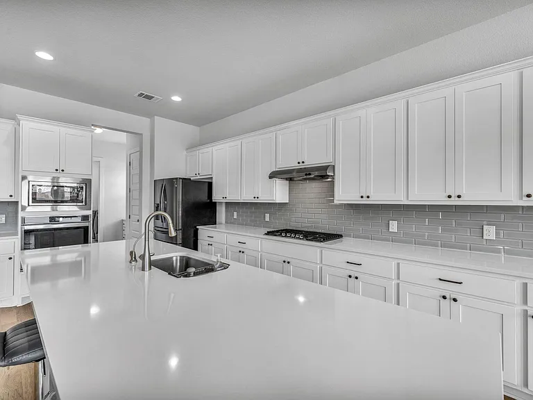 151 Rose Heath Ln — Photo 5