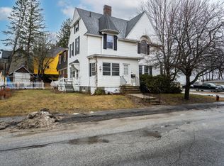 28 Riverside St, Lewiston, ME 04240