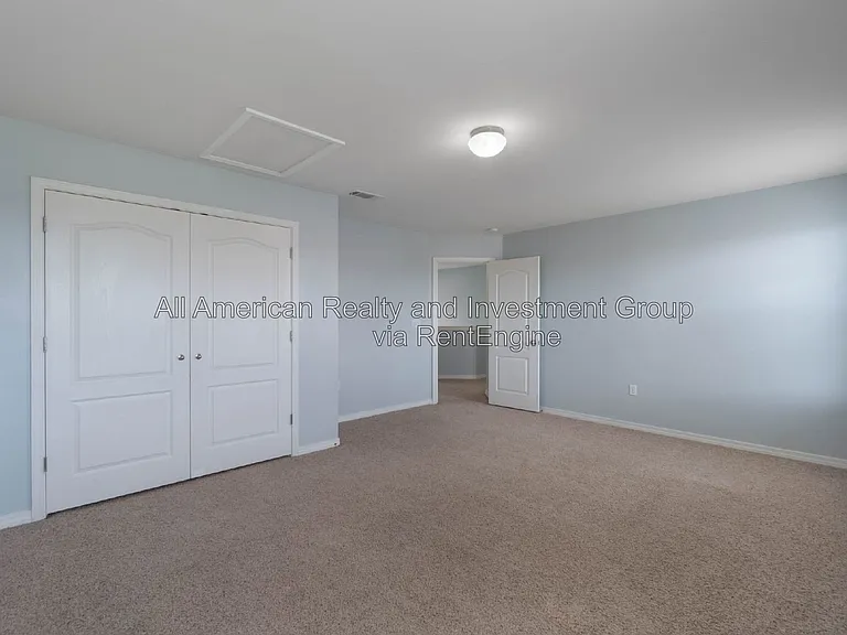 406 Peoria Blvd — Photo 17