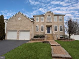 2 Berkley Pl, East Windsor, NJ 08520