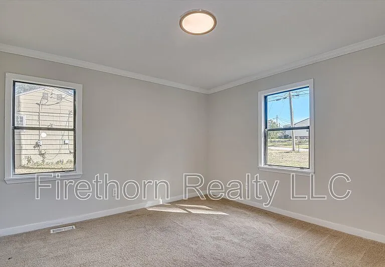 2349 Henry Cir — Photo 30