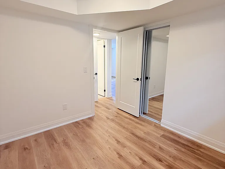 19 Arrowsmith Ave #5B — Photo 16