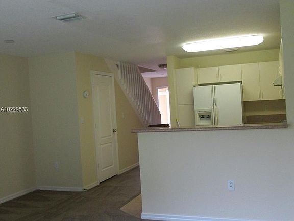 3rd image of 3125 SW 128th Ave #118