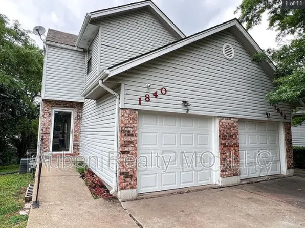 1840-1846 NE Knollbrook Pl, Lees Summit, MO