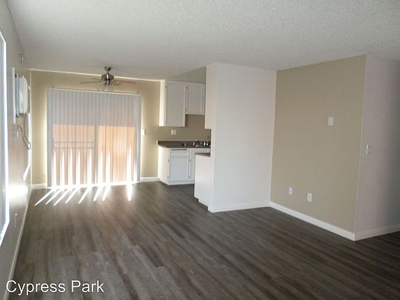 3rd image of 570 S Lincoln Ave APT 16