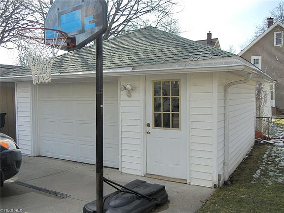 3rd image of 1738 6th St