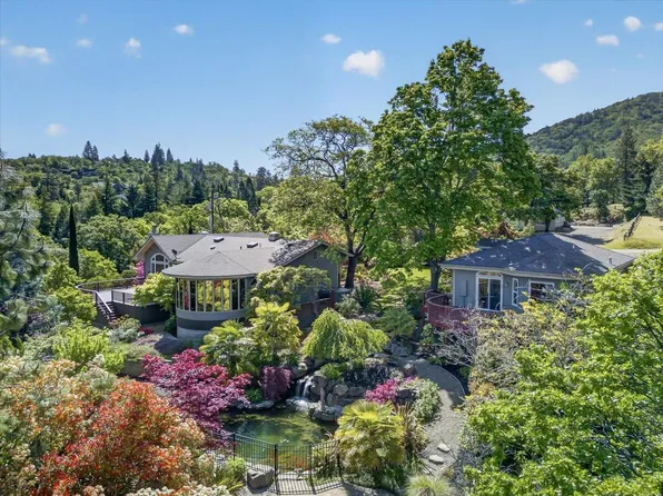 610 Orchard St, Ashland, OR 97520