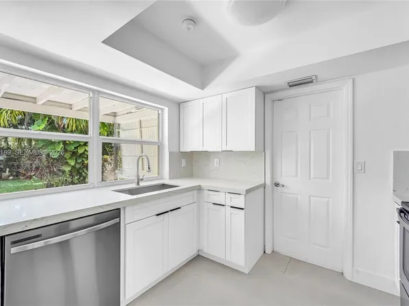 7408 NW 58th St, Fort Lauderdale, FL 33321