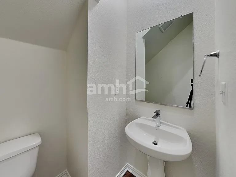 360 Aspen Waters — Photo 9