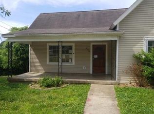 948 Charlotte St, Clarksville, TN 37040