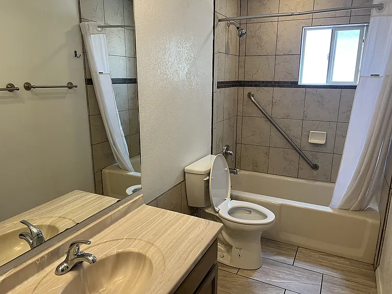 504 Excalibur Rd #201 — Photo 8
