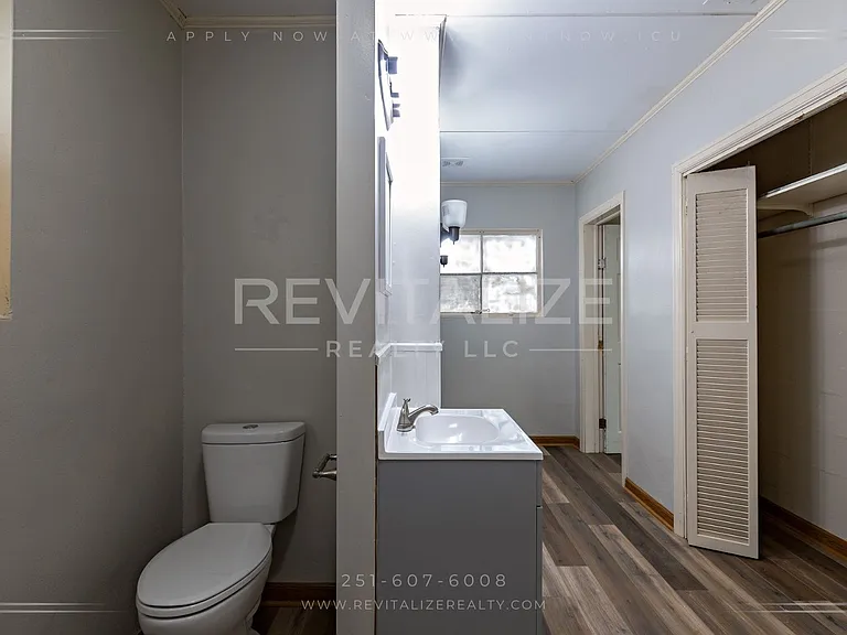 3230 Greenleaf Ct — Photo 14