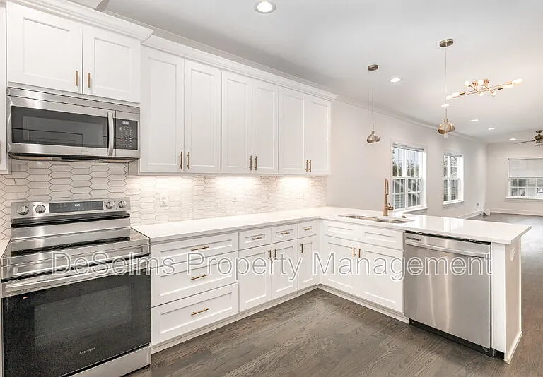 4423A Providence Hts — Photo 4