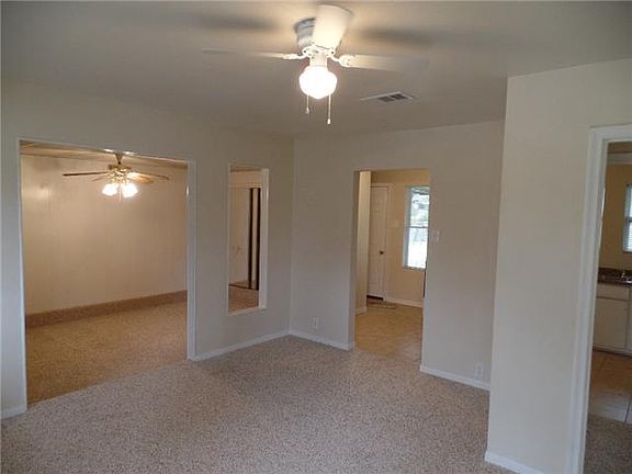 2nd image of 1325 Elmhurst Dr