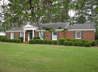 209 Sherwood Dr, Thomasville, GA 31792