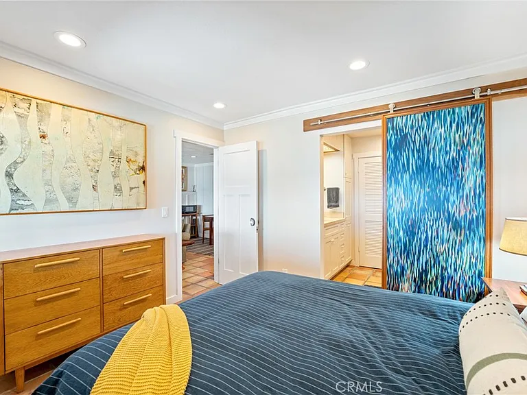 1911 Ocean Way — Photo 33