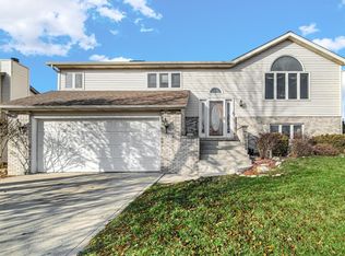 1348 Dixon Pkwy, Porter, IN 46304