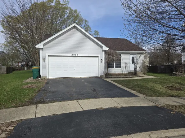21752 Ives Ct, Plainfield, IL 60544