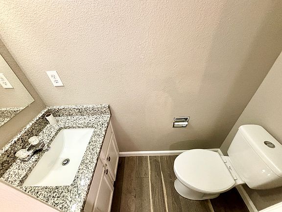 5th image of 1044 S Paris Ct