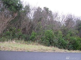 1041 Fairwood Dr SW, Ocean Shores, WA 98569