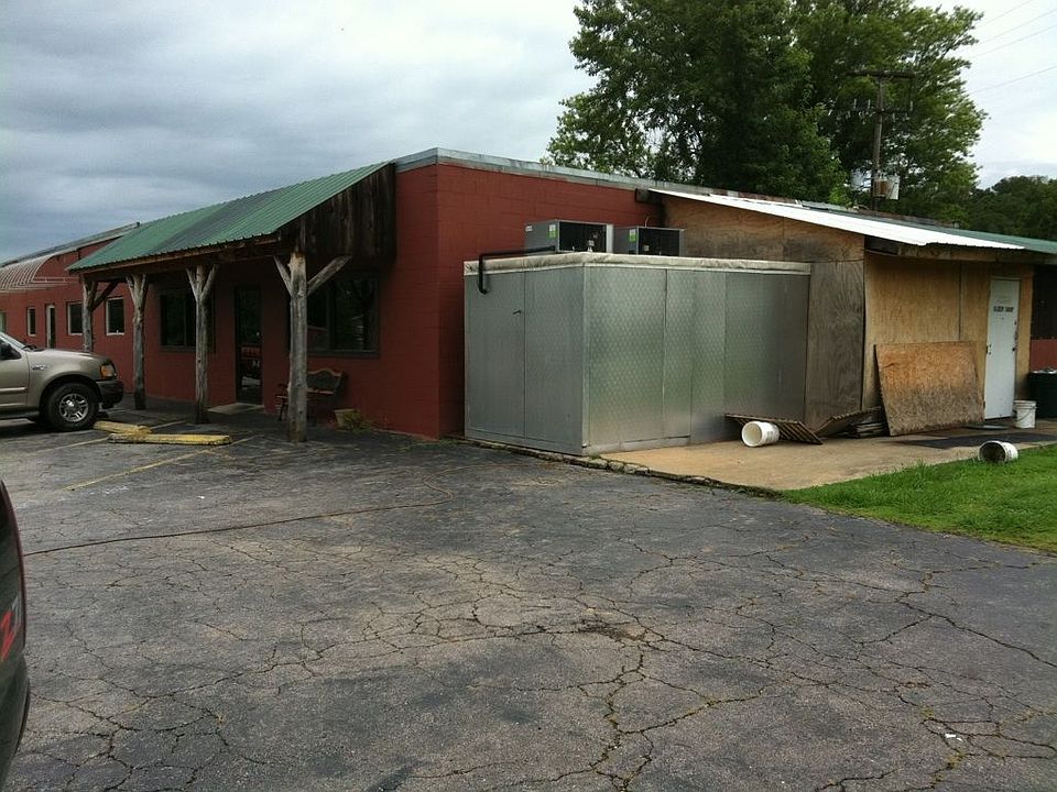 2nd image of 8828 N Highway 59