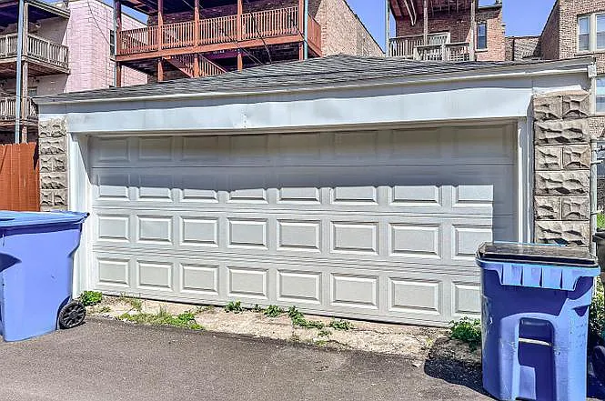 4040 S Calumet Ave — Photo 8