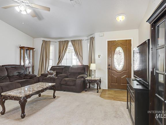 3rd image of 3715 Topeka Ave