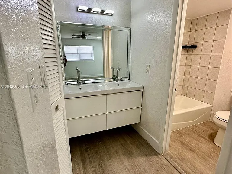 6201 N Falls Circle Dr #212 — Photo 11
