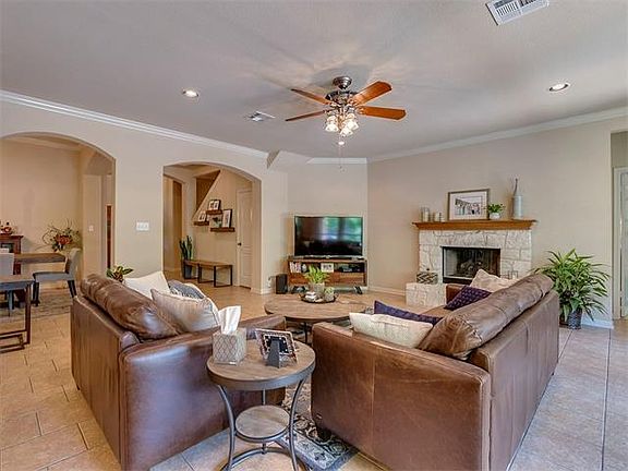 4th image of 7611 Black Mountain Dr