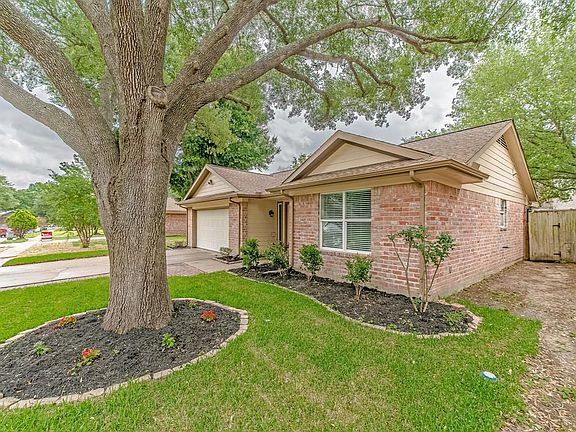 2nd image of 15647 Pagehurst Dr