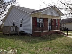 2nd image of 1003 Bennett St